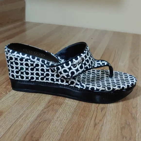 Coach Felicia Wedges Sandals 7B
