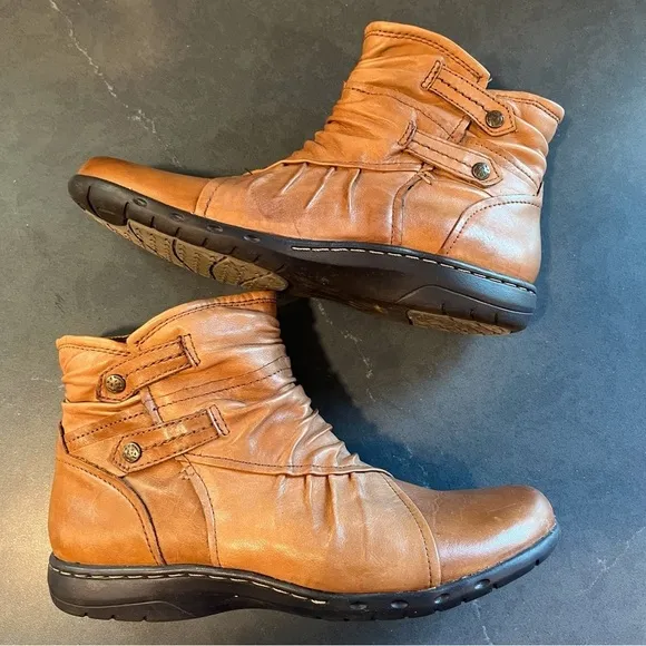 Cobb Hill sz 8 light brown leather slouchy ankle boots
