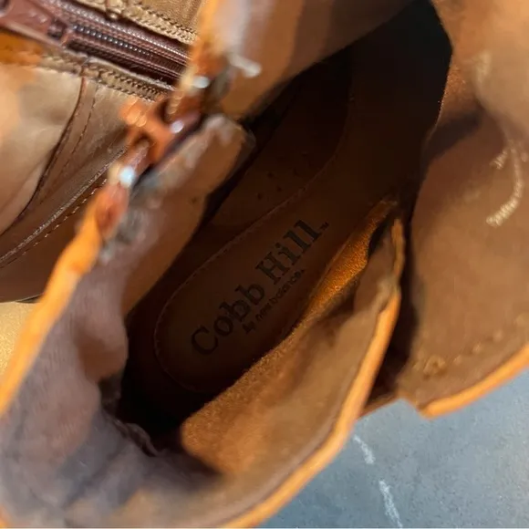 Cobb Hill sz 8 light brown leather slouchy ankle boots