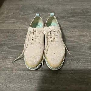 COLE HAAN WOMENS ORIGINALGRAND STITCHLITE WING OXFORD GOLF SHOES