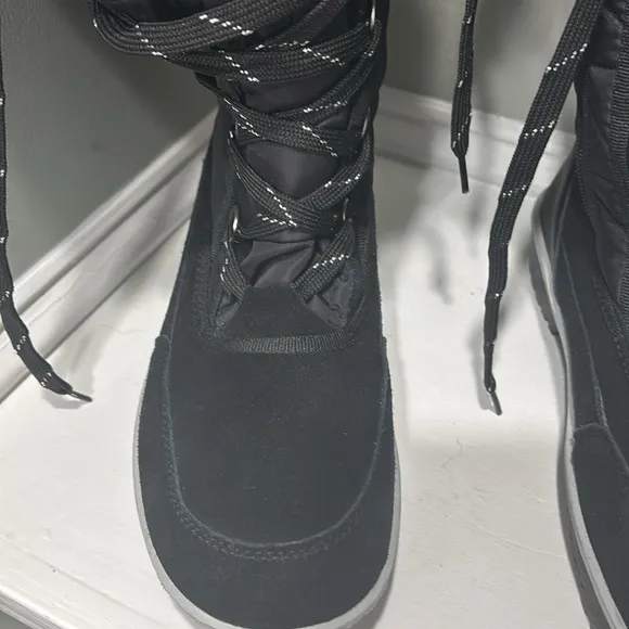 Comfortview Women’s Black Eileen Waterproof Arch Support Winter Boots-size 11W