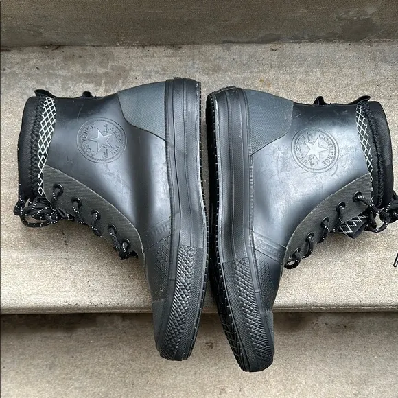 Converse Black and Gray High-Top Boots with Lace-Up Design