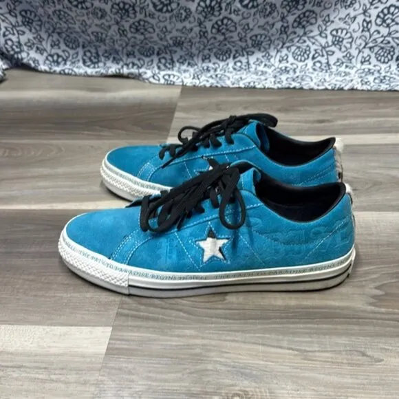 Converse Men's Blue Sneakers limited edition size 9.5 men’s / 11 womens