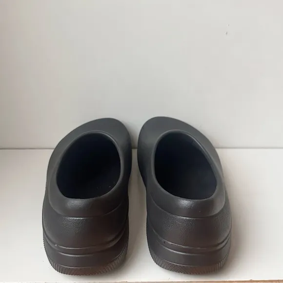 Crocs Mellow Recovery Clog Mens 11 Black Slip-On Comfort Shoes