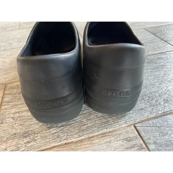 Crocs Neria Pro ll Shoes Slip Resistant Slip On Clogs Black Womens 11 Mules Work