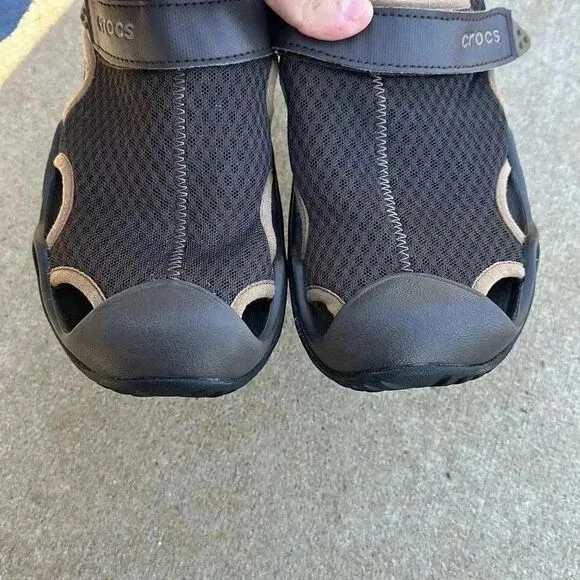 Crocs Swiftwater Mesh Closed Toe Deck Brown Sandals Men’s Size 7