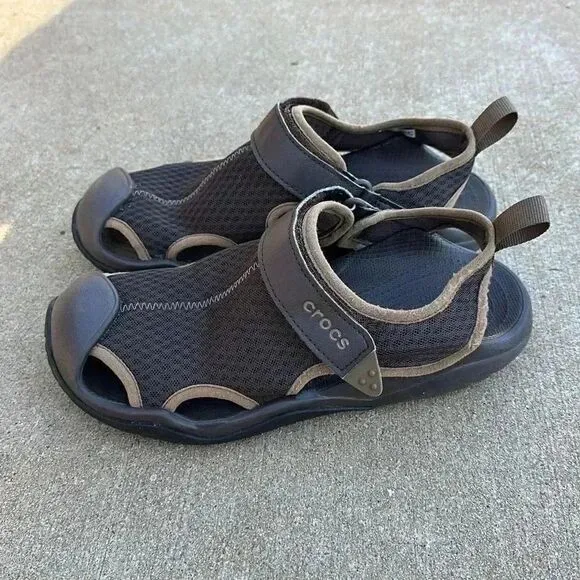 Crocs Swiftwater Mesh Closed Toe Deck Brown Sandals Men’s Size 7