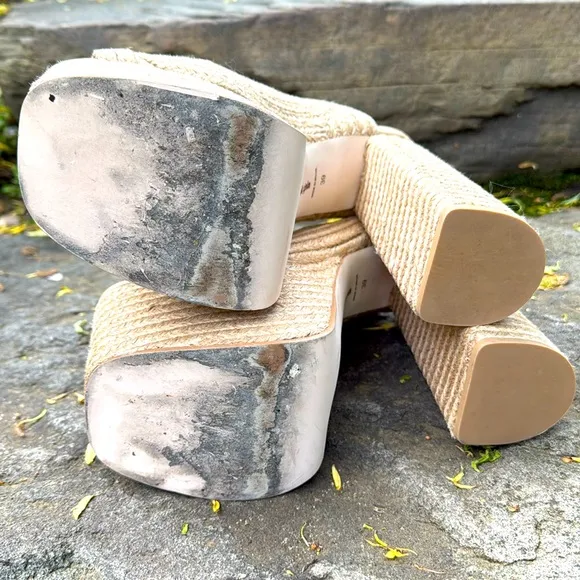 CULT GAIA SISLEY NUDE HIGH HEEL PLATFORM SANDALS - 9 ☀️🔥👡