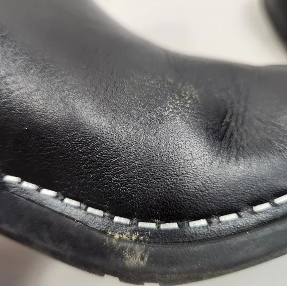 Dansko Hayley Ankle Boots with Chunky Heel and Rounded Toe Black Size 6.5-7 (37)