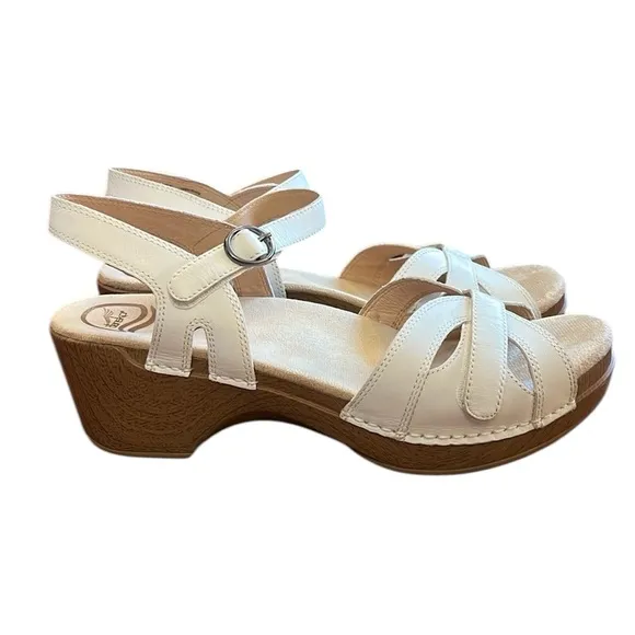 Dansko Season White Leather Adjustable Buckle Platform Sandals US 10.5-11/EU 41