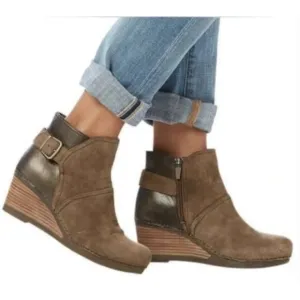 DANSKO Shirley Suede Leather Stacked Heel Ankle Boots in Taupe Size EU 40