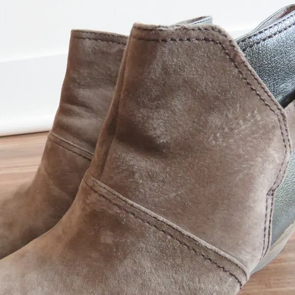 DANSKO Shirley Suede Leather Stacked Heel Ankle Boots in Taupe Size EU 40