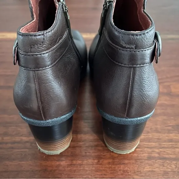 Dansko Waterproof Leather Ankle Boots Perry Chocolate Size EU 41, US 10.5-11