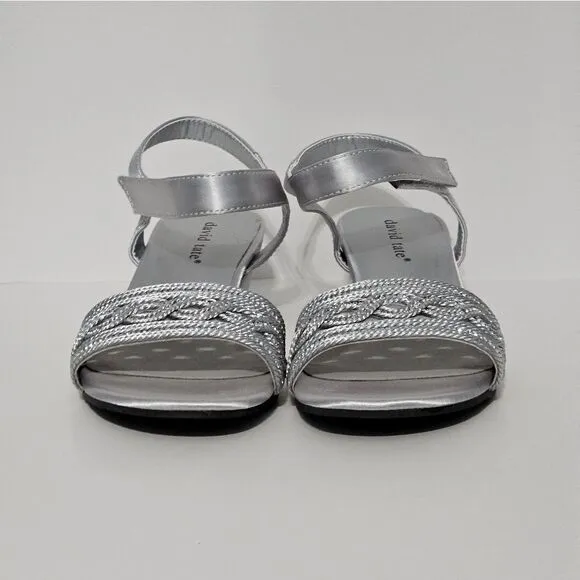 David Tate, Indigo sandals in beautiful silver. NIB-Size 7.5