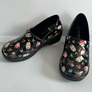 Day of the Dead Sugar Skull Non-skid Nurse or Kitchen Clogs- size 7w