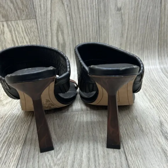 Deltan Kelsea leather toe loop Sandals