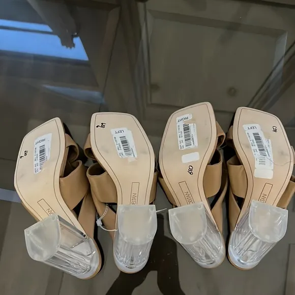 Deltan Kira Puffy Leather Square Toe Sandals.
