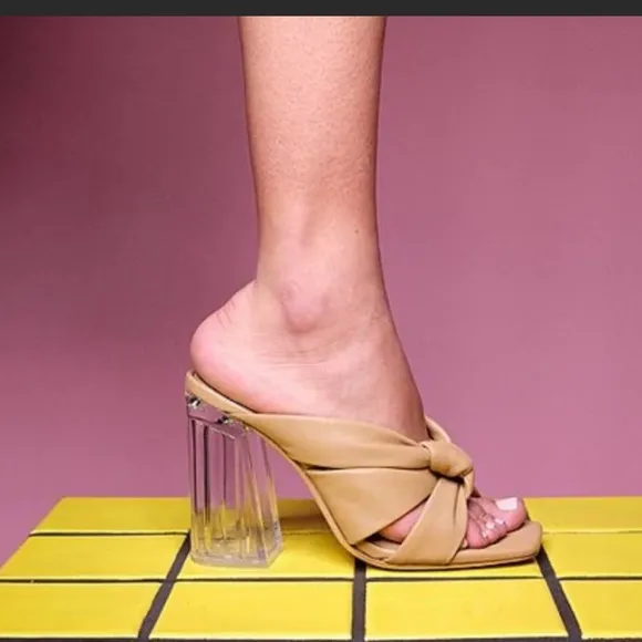 Deltan Kira Puffy Leather Square Toe Sandals.