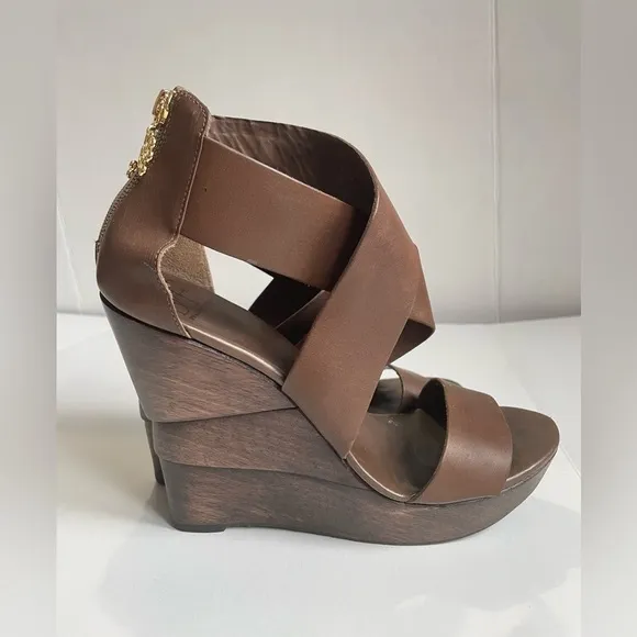 DIANE VON FURSTENBERG Opal wedge leather sandals Size 8.5