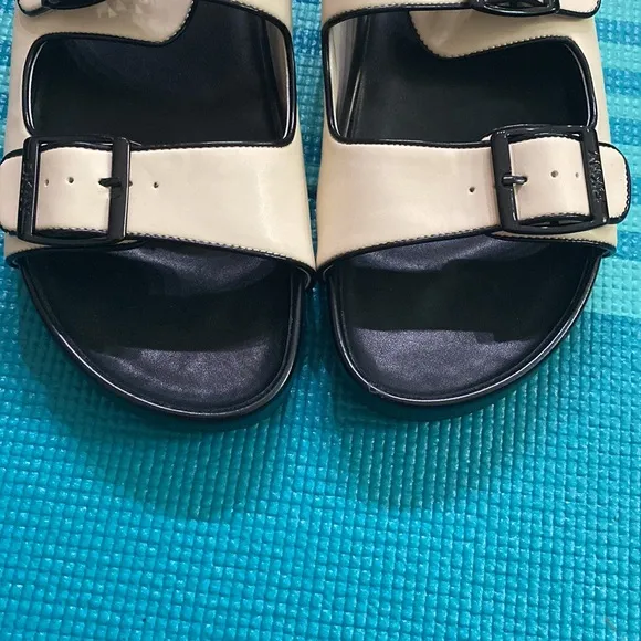 DKNY Women's Idinah Double Strap Foot Bed Slide Sandals Comfort Summer SZ 10M