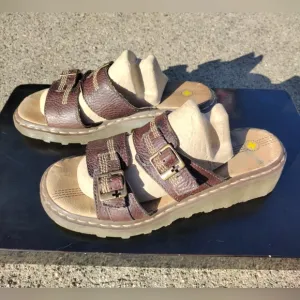 DOC DR. MARTENS Josef Sandals Women's Size 9 Men's 8 EU 41 Leather Buckles