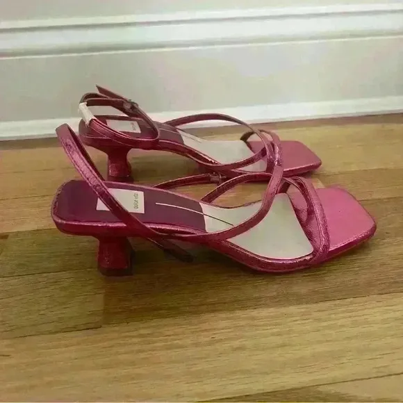DOLCE VITA Women's Baylor Square Toe Block Heel Thong Sandals Pink