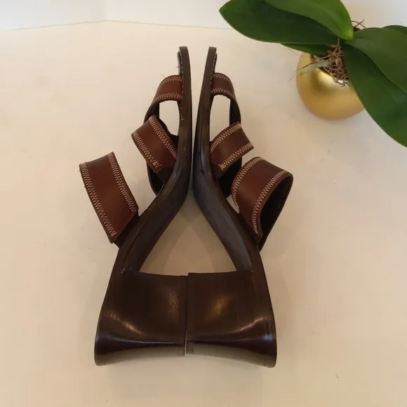 Donald J Pliner brown sandals