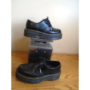 Dr Martens 25567 black Platform Oxford Shoes size women’s 8