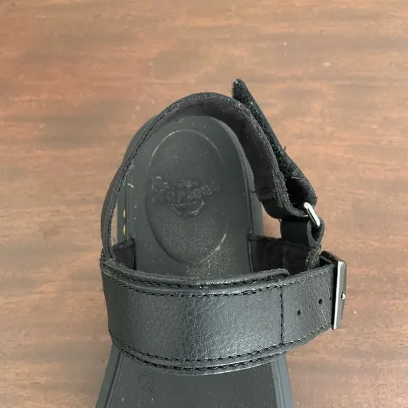 Dr Martens Kyle J Big Girls Black Sandals size US 4, UK 3, EU 36