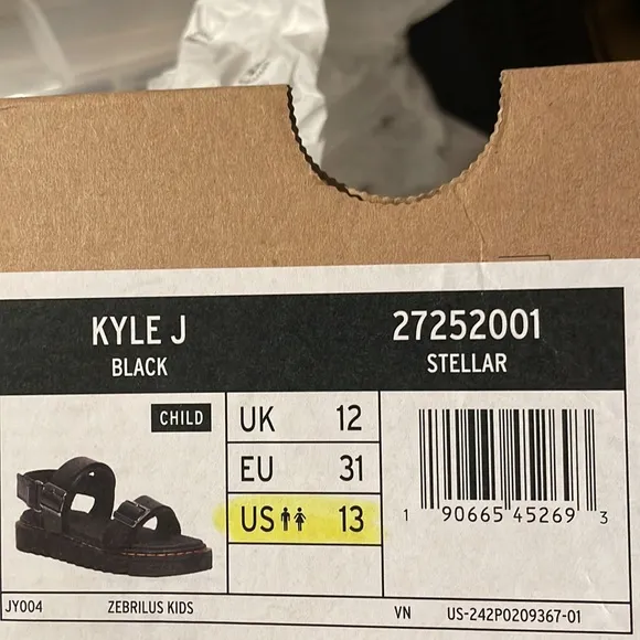 Dr Martens Kyle J black sandals