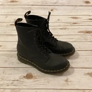 Dr. Martens Women’s Black Leather Combat Boot Size 7