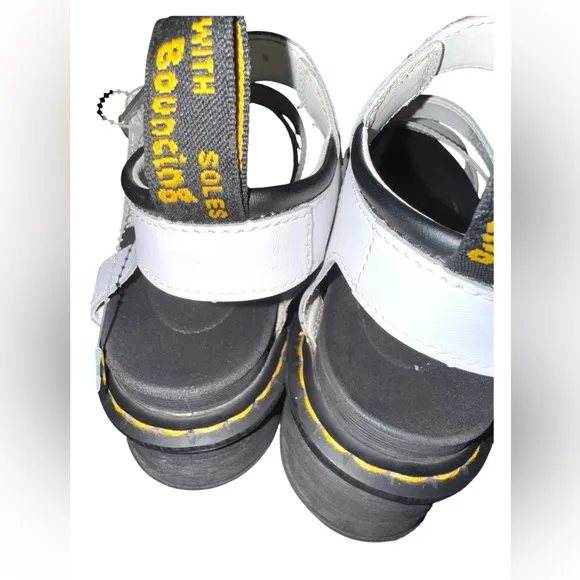 Dr. Martens Women's Blaire Quad Fisherman Sandal, White Hydro, Size 8 Authentic