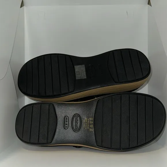 Dr Scholl’s Feel Chill Revitalize Clogs Slip On Shoes Black Women’s 9 NWOB