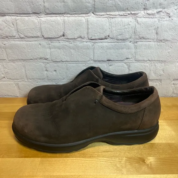Dunham Kendal Brown Leather Slip-On Shoes Men’s Size  11AA