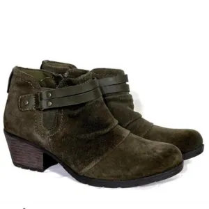 Earth Origins Odel NWOT Olive Green Suede Ankle Boots-Size 7.5