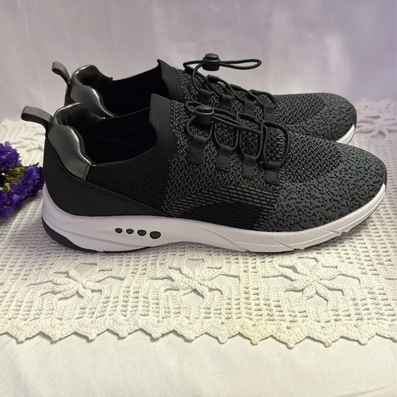 Easy Spirit Astrid Slip On Walking Shoes Size 8-1/2 Wide NWOT