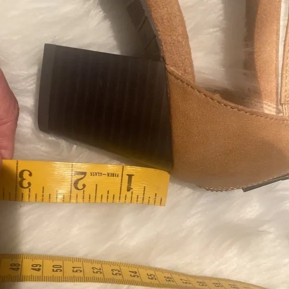 Easy street Sz 7.5 flex sole heeled sandals