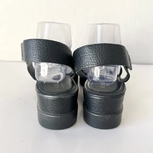 Ecco touch leather open toe sandals black 11