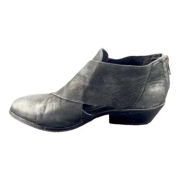 Eileen Fisher Black Cluster Crisscross Leather Boots/Booties 7.5 US