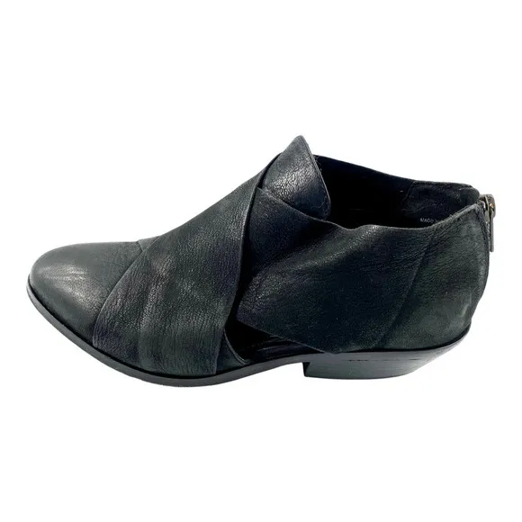 Eileen Fisher Black Cluster Crisscross Leather Boots/Booties 7.5 US