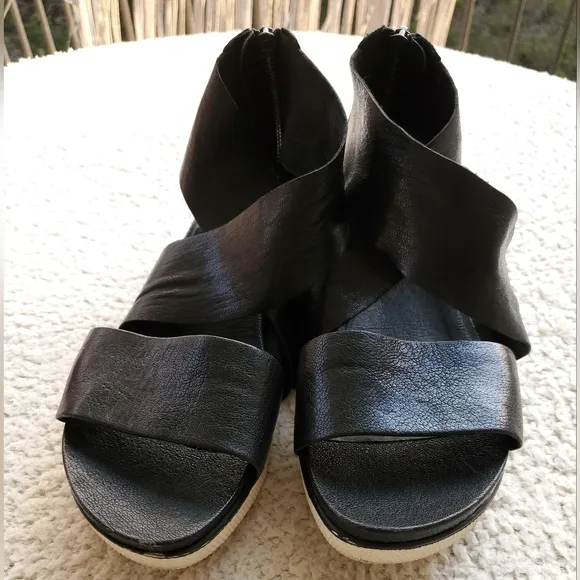 Eileen Fisher Gladiator Sport Dress Leather Sandals