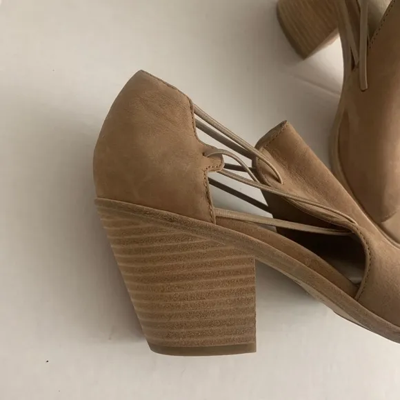 Eileen Fisher Nikki Heeled Leather Peep Toe Sandals