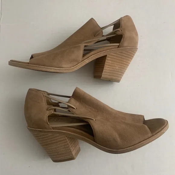 Eileen Fisher Nikki Heeled Leather Peep Toe Sandals