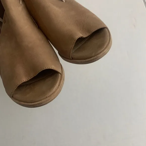 Eileen Fisher Nikki Heeled Leather Peep Toe Sandals