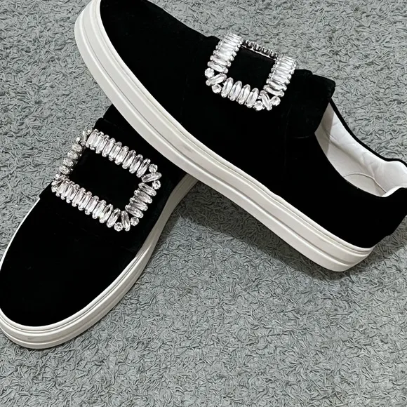 Elegant Black Slip-On Women's Shoes with Crystal Embellishments
