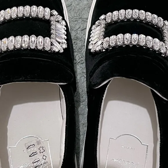 Elegant Black Slip-On Women's Shoes with Crystal Embellishments