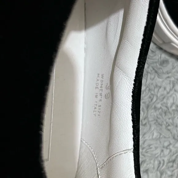 Elegant Black Slip-On Women's Shoes with Crystal Embellishments