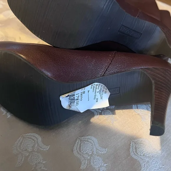 Enzo Angiolini EA Gibbons Heeled Leather Brown Boots New Size 6 Rare!!