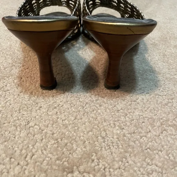 EUC VANELI MERIZA Tobacco Moenia SLIDES 9.5 GREAT NEUTRAL SANDALS! Metallics!