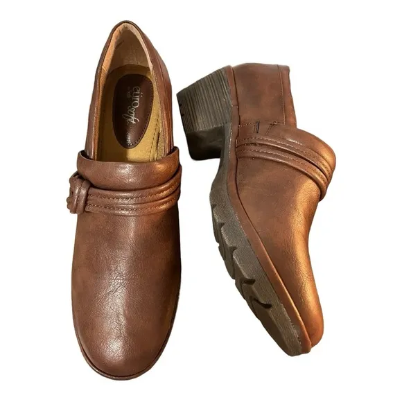 Euro Soft Tarra Brown Vegan Chunky Heeled Slip-On Shoes Size 11